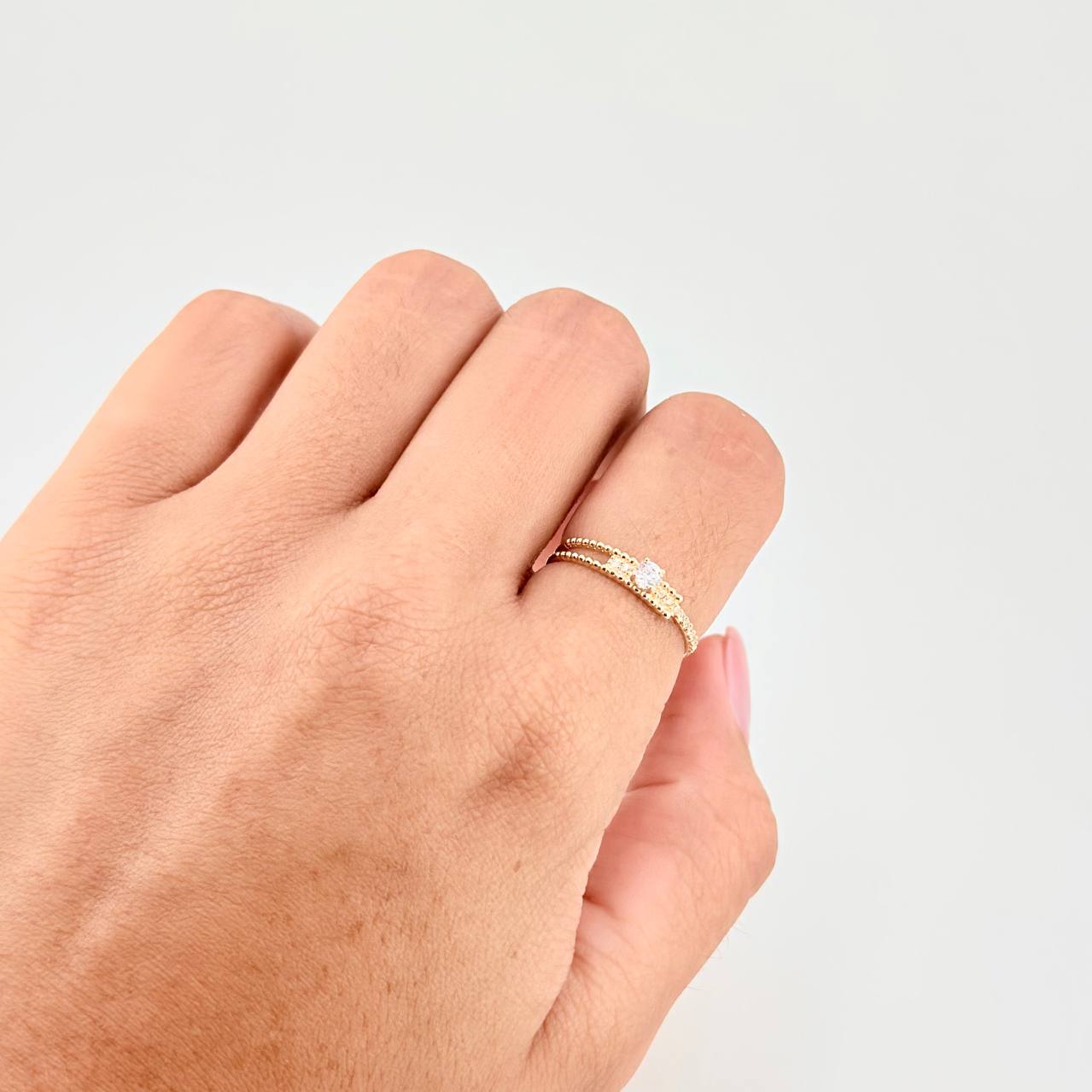 Anillo Solitario Medio Carril Tupido 1.25g / T5 3/4 Oro Amarillo 18K