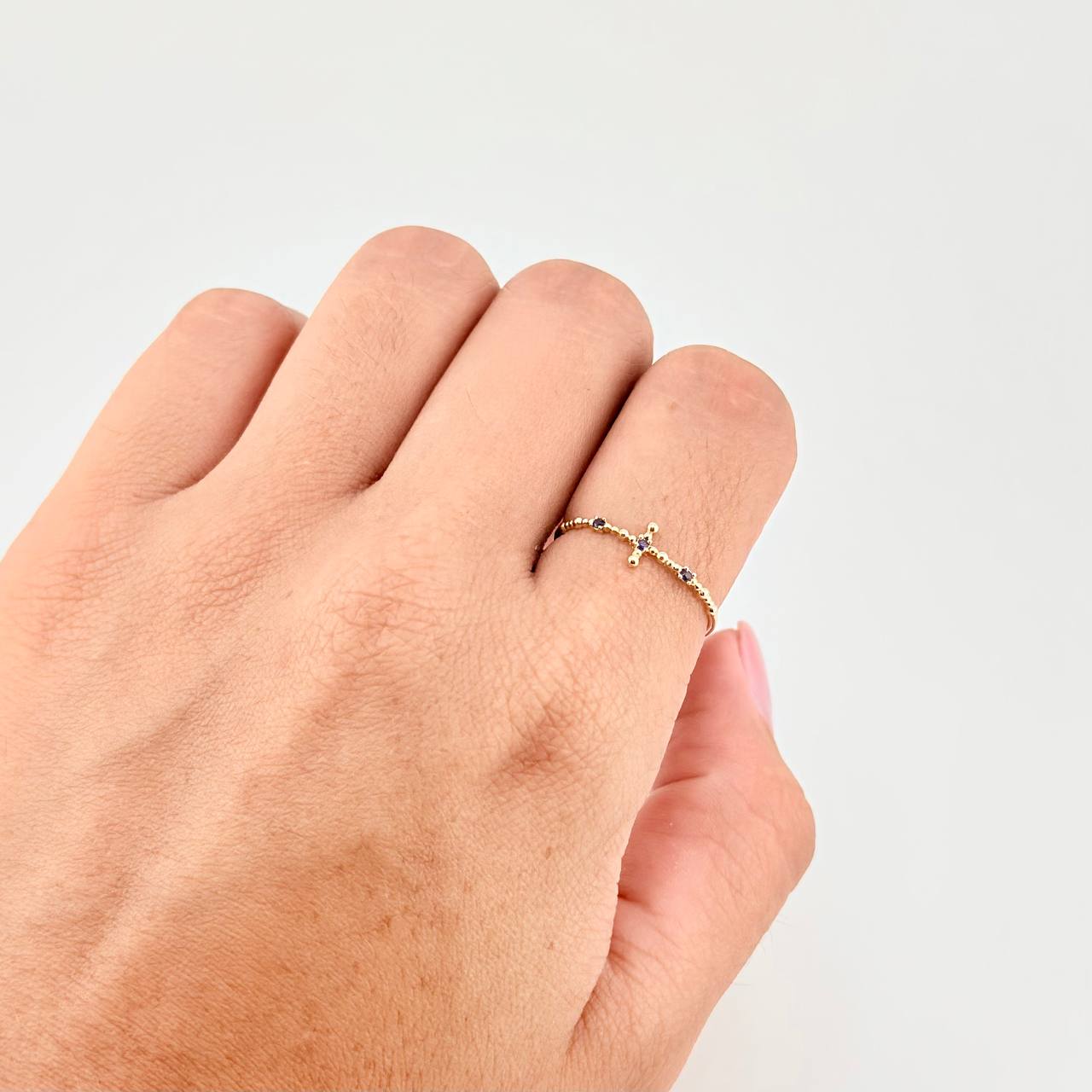 Anillo Cruz de Esferas 0.7g / T7 1/4 Oro Amarillo 18K