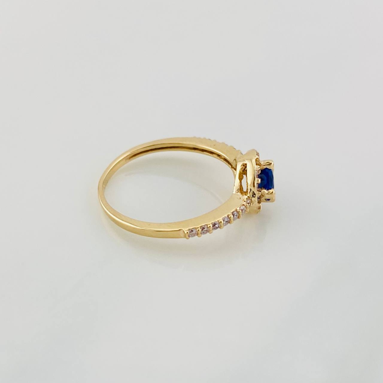Anillo Halo Circulo 2.45g / T6 Oro Amarillo 18K