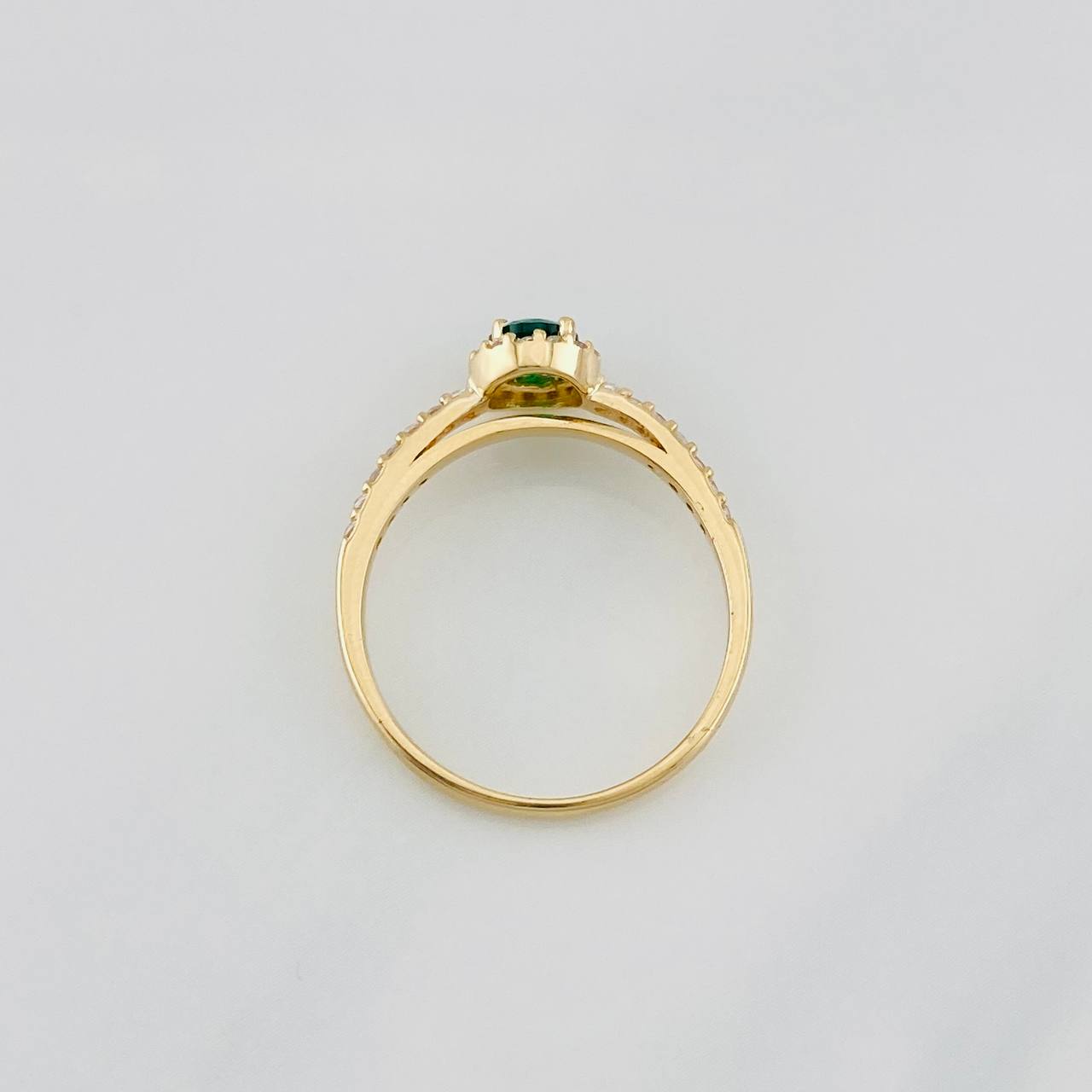 Anillo Halo Circulo 2.25g / T7 Oro Amarillo 18K