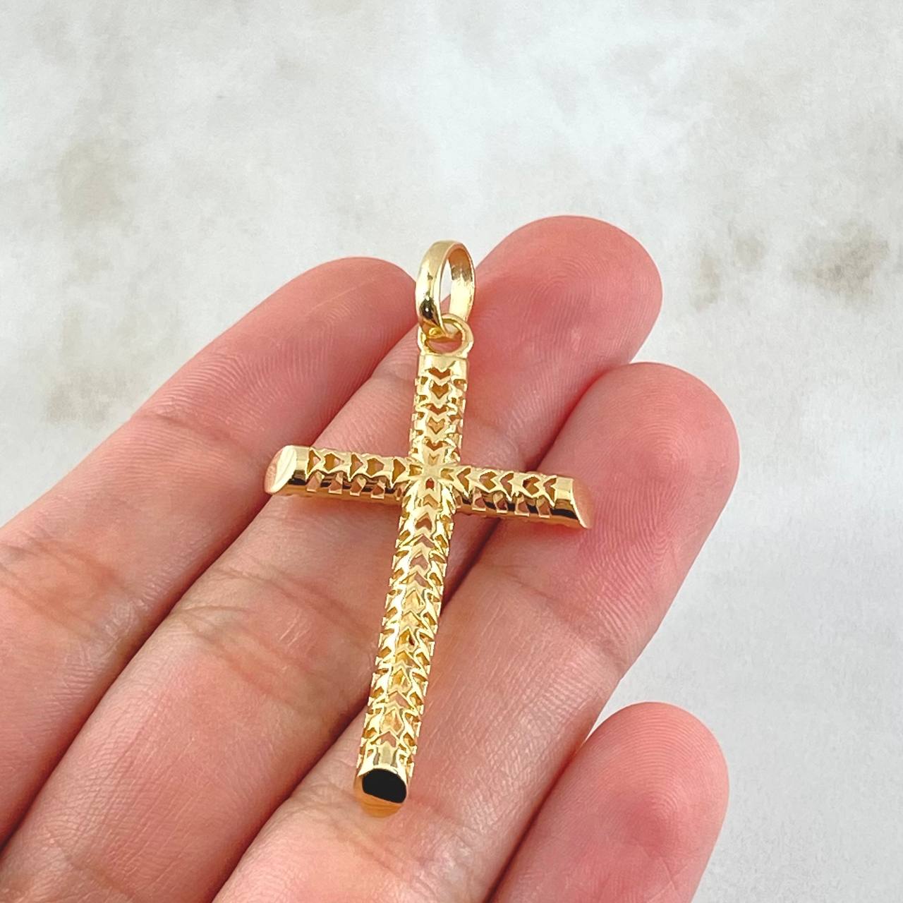 Dije Cruz Malla 3.15gr / 4.7cm / Oro 18K