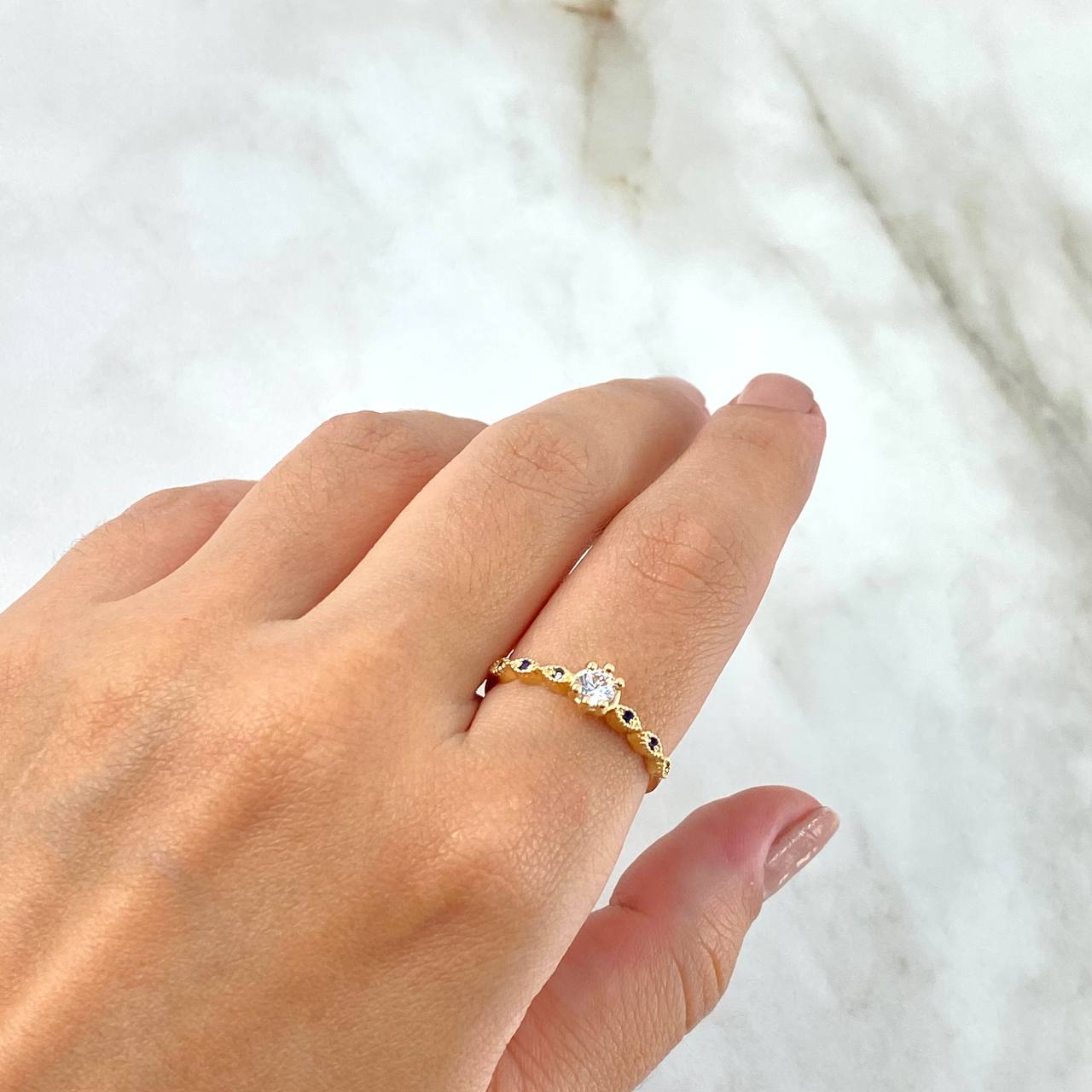 Anillo Solitario Ojos Punteados 1.8gr / T8 / Circones Azules Blanco Oro Amarillo