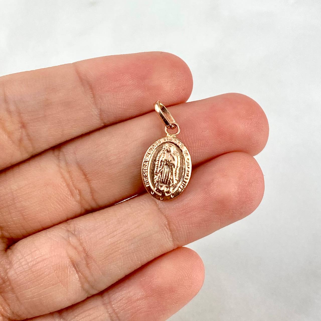Dije Virgen de Guadalupe 0.5gr / 2cm / Oro Rosa