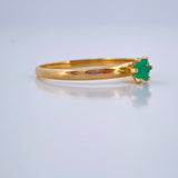 Anillo Solitario Garras Esmeralda 17Pts 1.5gr / T7 1/4 / Oro Amarillo 18K %
