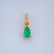 Dije Lagrima Esmeralda 60Pts 0.45gr / 1.2cm / Oro Amarillo 18K %