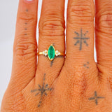 Anillo Ojo De Gato Esmeralda 70Pts Diamantes 15Pts 2.05gr / T7 1/4 / Oro Amarillo 18K %