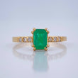 Anillo Churumbela Rectangulo Esmeralda 70Pts Diamantes 15Pts 1.75gr / T7 / Oro Amarillo 18K %