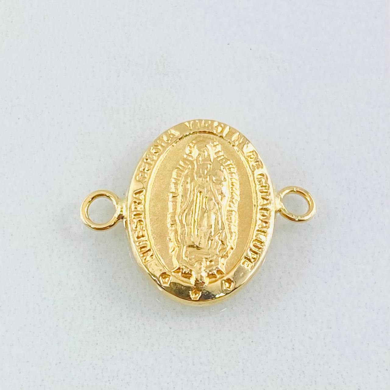 Herraje Virgen Guadalupe Ovalo 0.75gr / 1.8cm / Oro Amarillo 18K ©