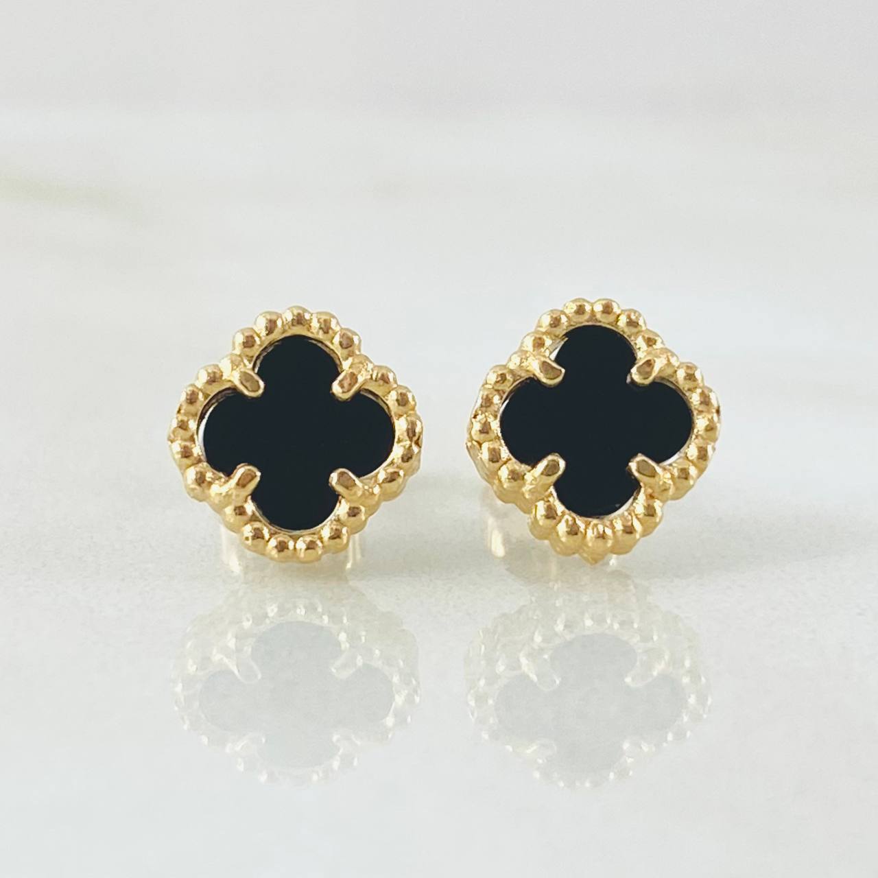 Topos Trébol Onix Negro 2gr / Oro Amarillo Nac.Esp. 18K ©