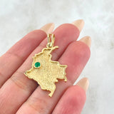 Dije Mapa Colombia Esmeralda 20pts 6.2gr / 4cm / Oro Amarillo 18K ©