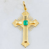 Dije Crúz de Altar Esmeralda 60pts 4gr / 4.1cm / Oro Amarillo 18K ©