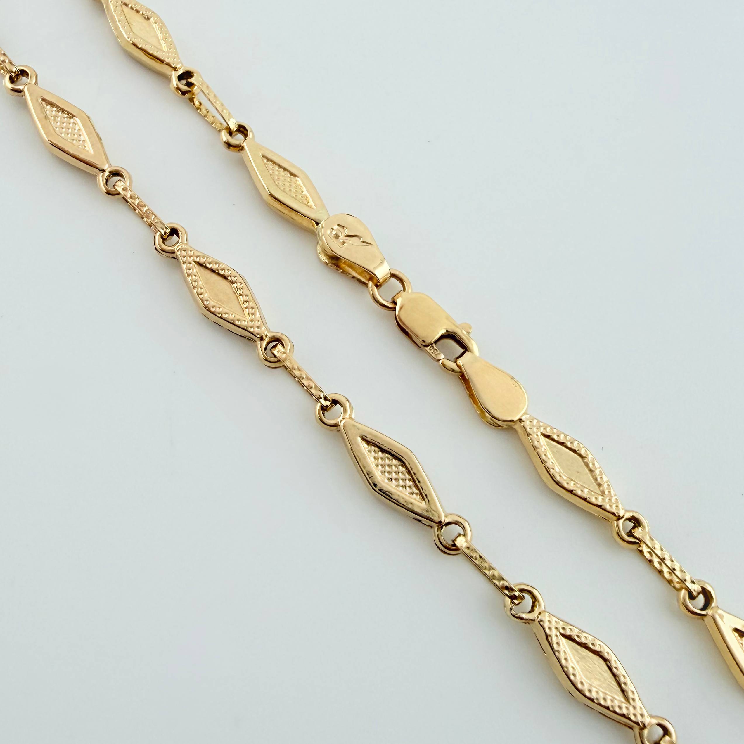 Cadena Rustica Rombo Punteado 11gr / 60cm / 4.4mm Oro Amarillo 18K