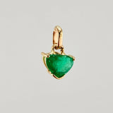 Dije Gota En Corazon Esmeraldas 70pts 0.6gr / 1.1cm / Oro Amarillo 18K ©