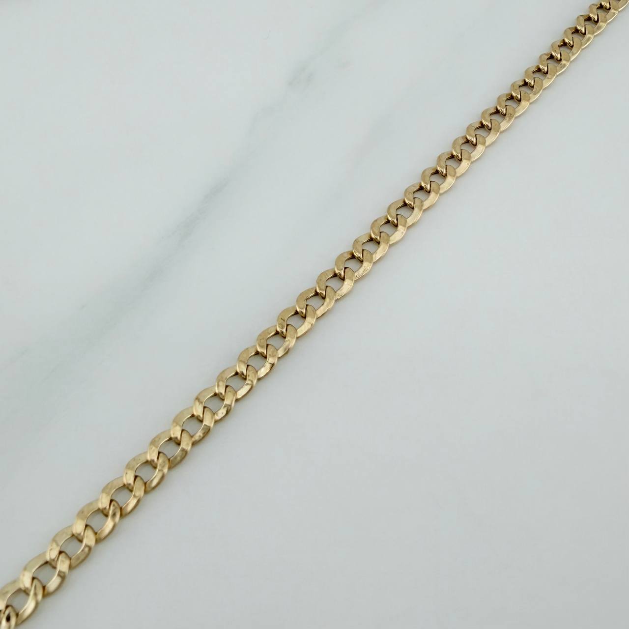 Tobillera Cubana 2.15 g / 24.2 cm / 3.52 mm Oro Amarillo 18K