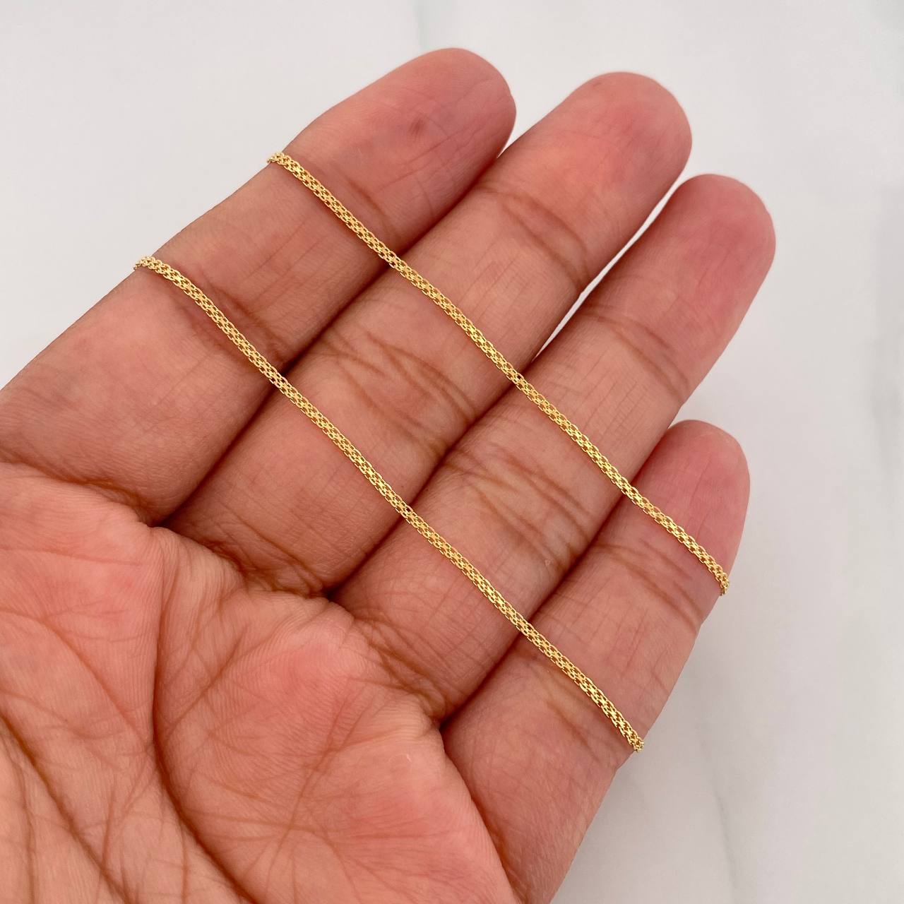 Cadena China 1.9g / 45cm / 1.2mm Oro Amarillo 18K