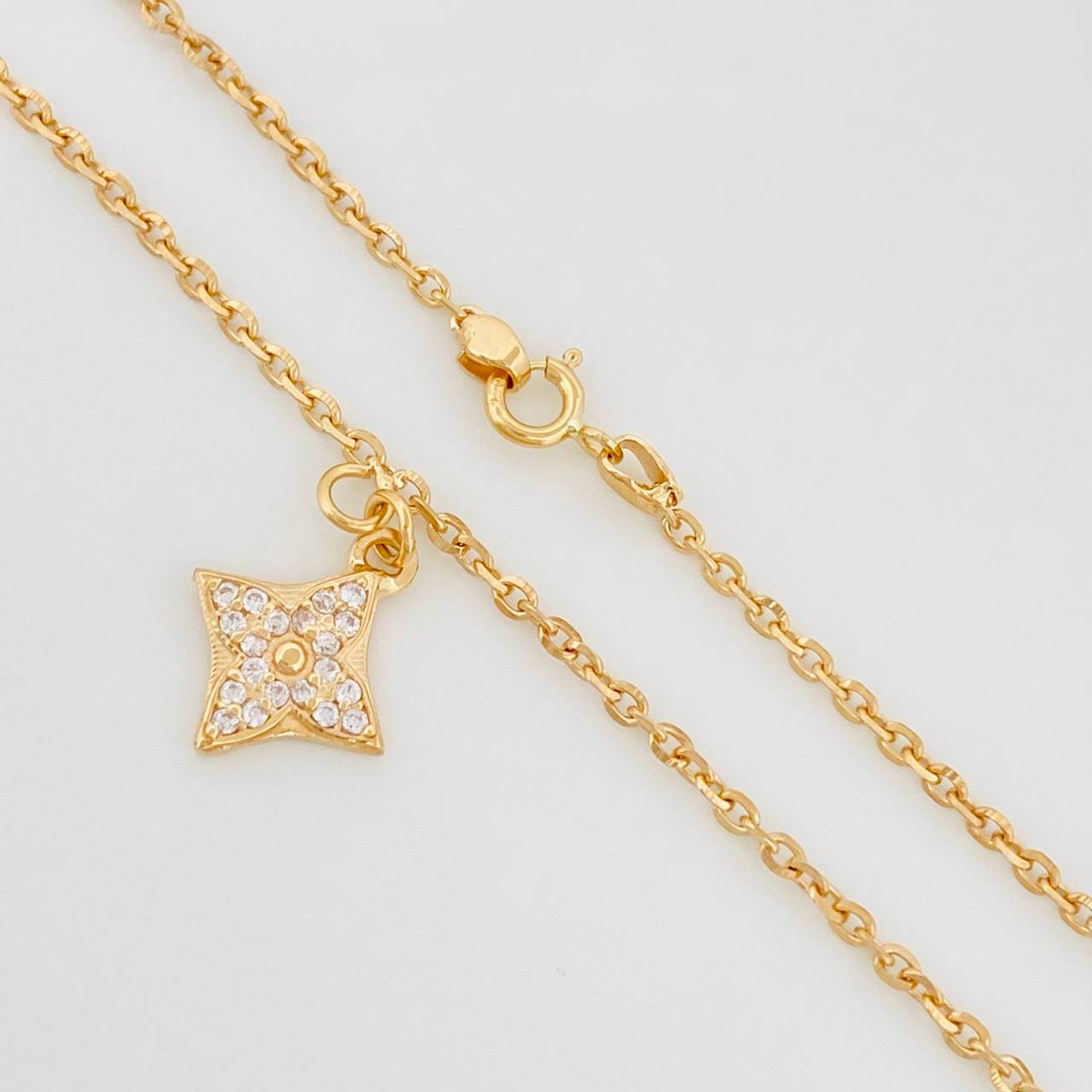 Cadena Aro Seguido Flor 4.35g / 40cm / 1.4mm Oro Amarillo 18K
