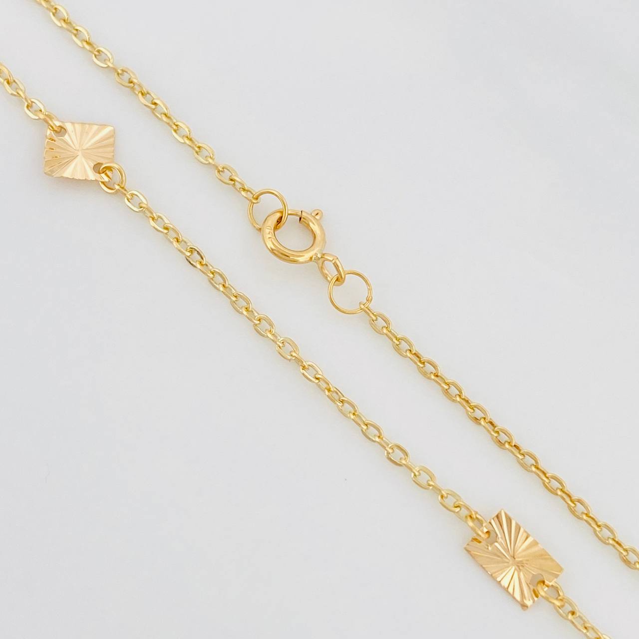 Cadena Aro Seguido Figuras 2.65g / 45cm / 1.11mm Oro Amarillo 18K