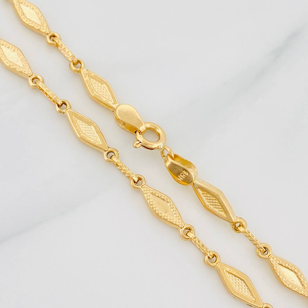 Cadena Rustica Rombos 8.2g / 45cm / 4.16mm Oro Amarillo 18K