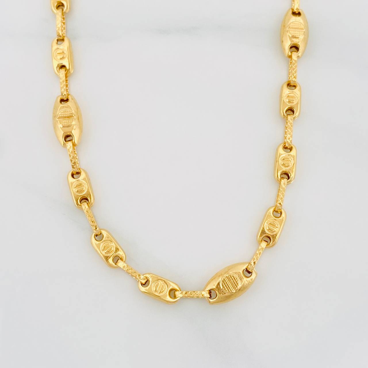 Cadena Rustica Tornillo 11.05g / 50cm / 5.58mm Oro Amarillo 18K