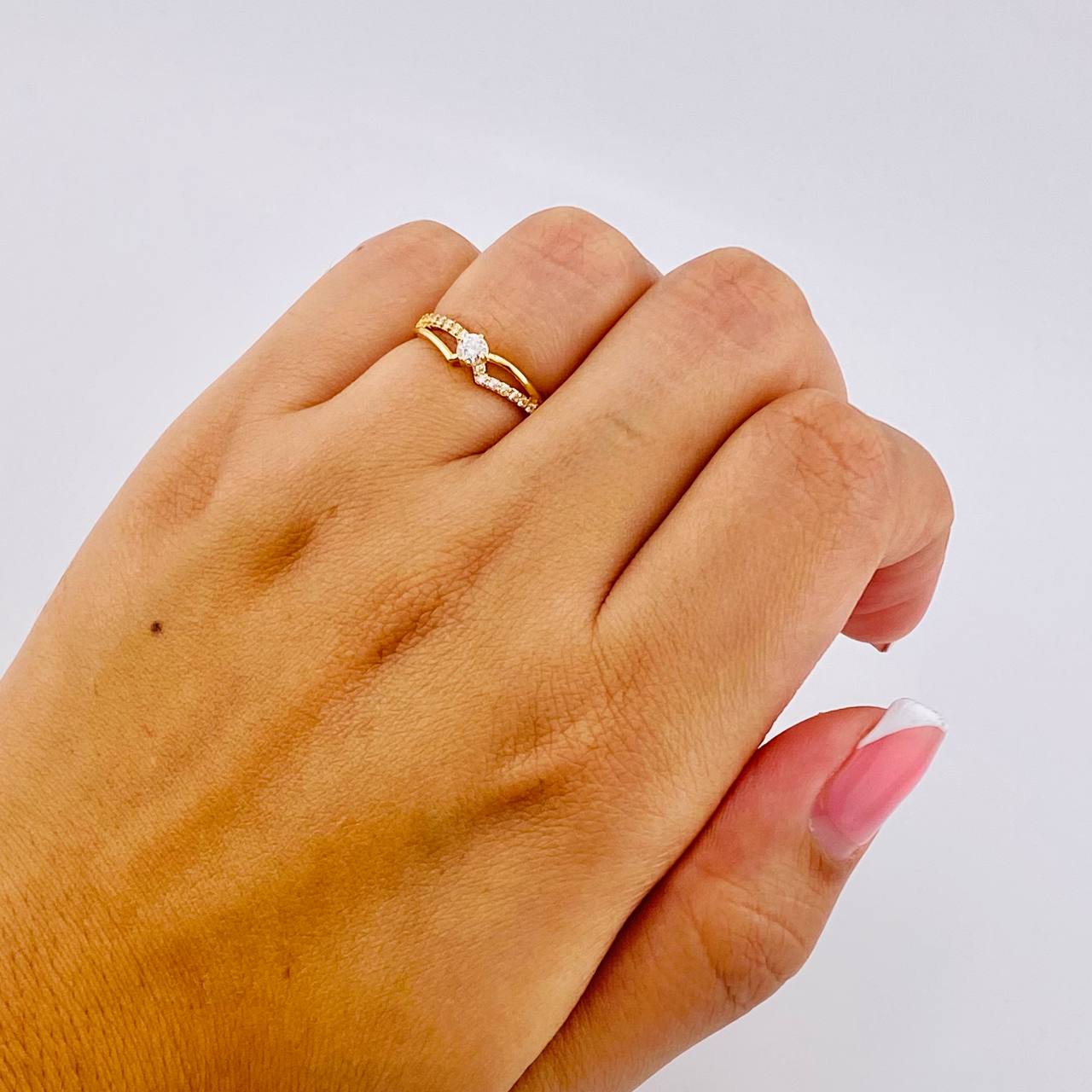 Anillo Lazos Tupidos 1.2g / T5 Oro Amarillo 18K