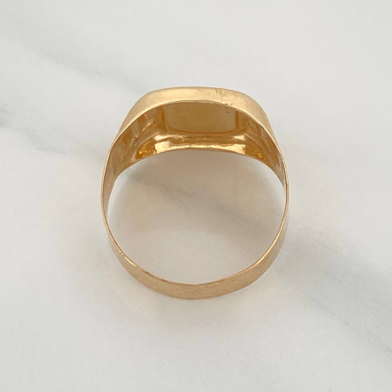 Anillo Sello Caballo 3.2 g / T8 3/4 Oro Amarillo 18K