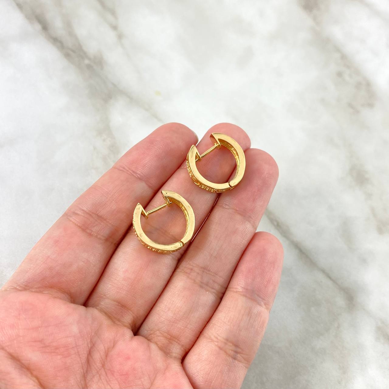 Candongas Tornillos 4.2g / 1.6cm Oro Amarillo 18K