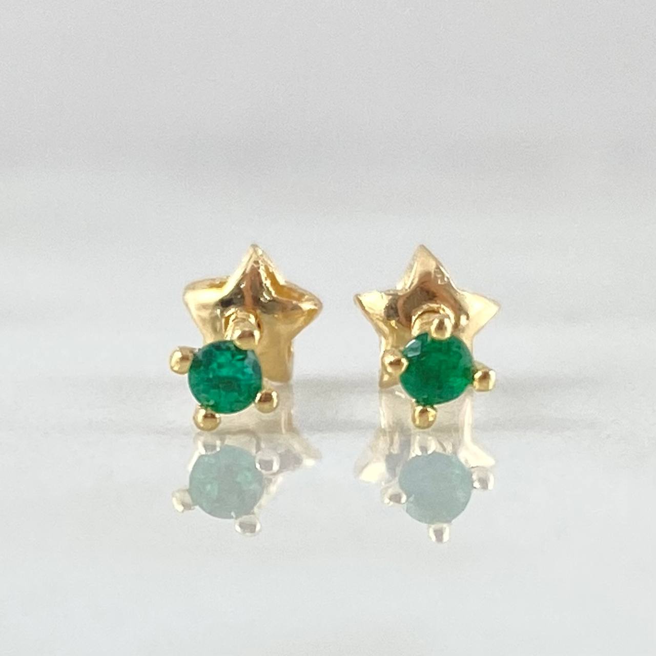 Topos Piedra Esmeralda 6pts 0.7gr / Oro 18K