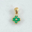 Dije Flor Cuatro Petalos Esmeraldas 18pts 0.65gr / 1.2cm / Oro 18K