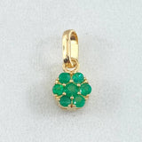 Dije Flor Hexagonal Esmeraldas 29pts 1.05gr / 1.5cm / Oro 18K