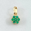 Dije Flor Hexagonal Esmeraldas 29pts 0.95gr / 1.5cm / Oro 18K