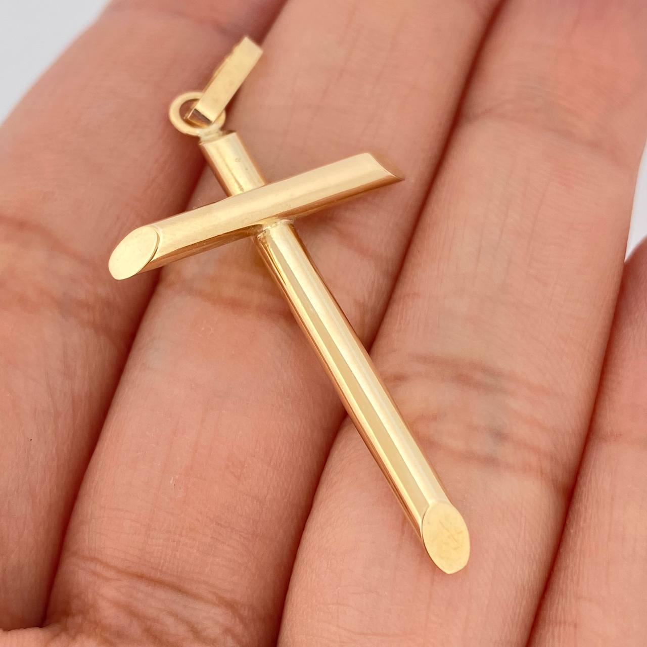 Dije Cruz 1.8gr / 4.8cm / Oro Amarillo 18K $