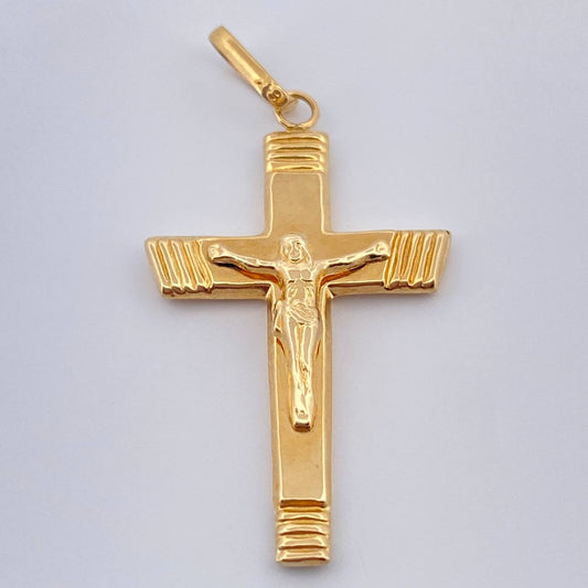 Dije Cruz Cristo 1.5gr / 4cm / Oro Amarillo 18K $