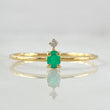 Anillo Chispa Ovalada Esmeralda 18pts - Diamante 2pts 0.95gr / T8 1/2 / Oro 18K