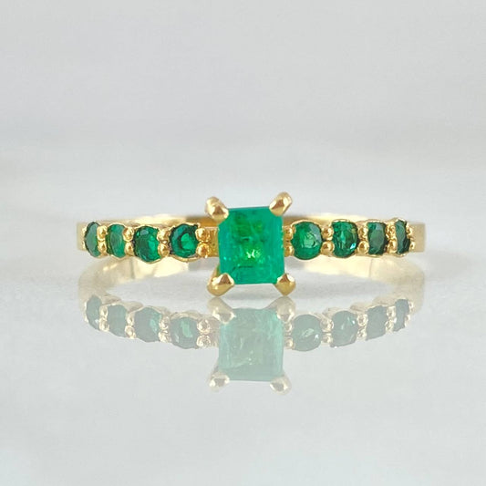 Anillo Solitario Cuencas Fijas Esmeraldas 1 Qts 1.75gr / T7 1/4 / Oro 18K