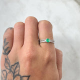 Anillo Solitario Doble Linea Esmeraldas 26pts - Diamantes 40pts 2.35gr / T6 1/4 / Oro 18K