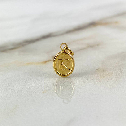 Dije Letra K 0.55gr / 1.8cm / Troquelada Oro Amarillo