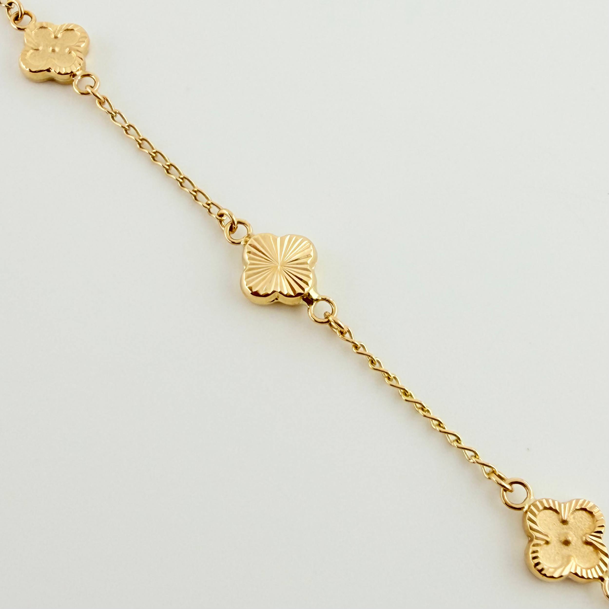 Pulso Cajón Trebol Doble Faz 3.15gr / 18.5cm / 8mm Oro Amarillo 18K *