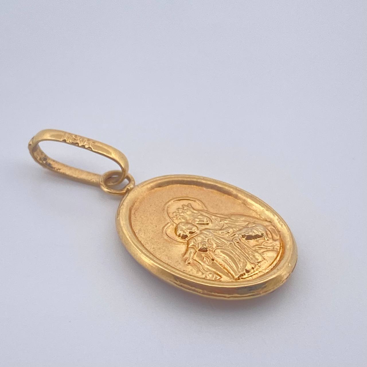 Dije Maria Del Carmen 1gr / 2.5cm / Oro Amarillo 18K $