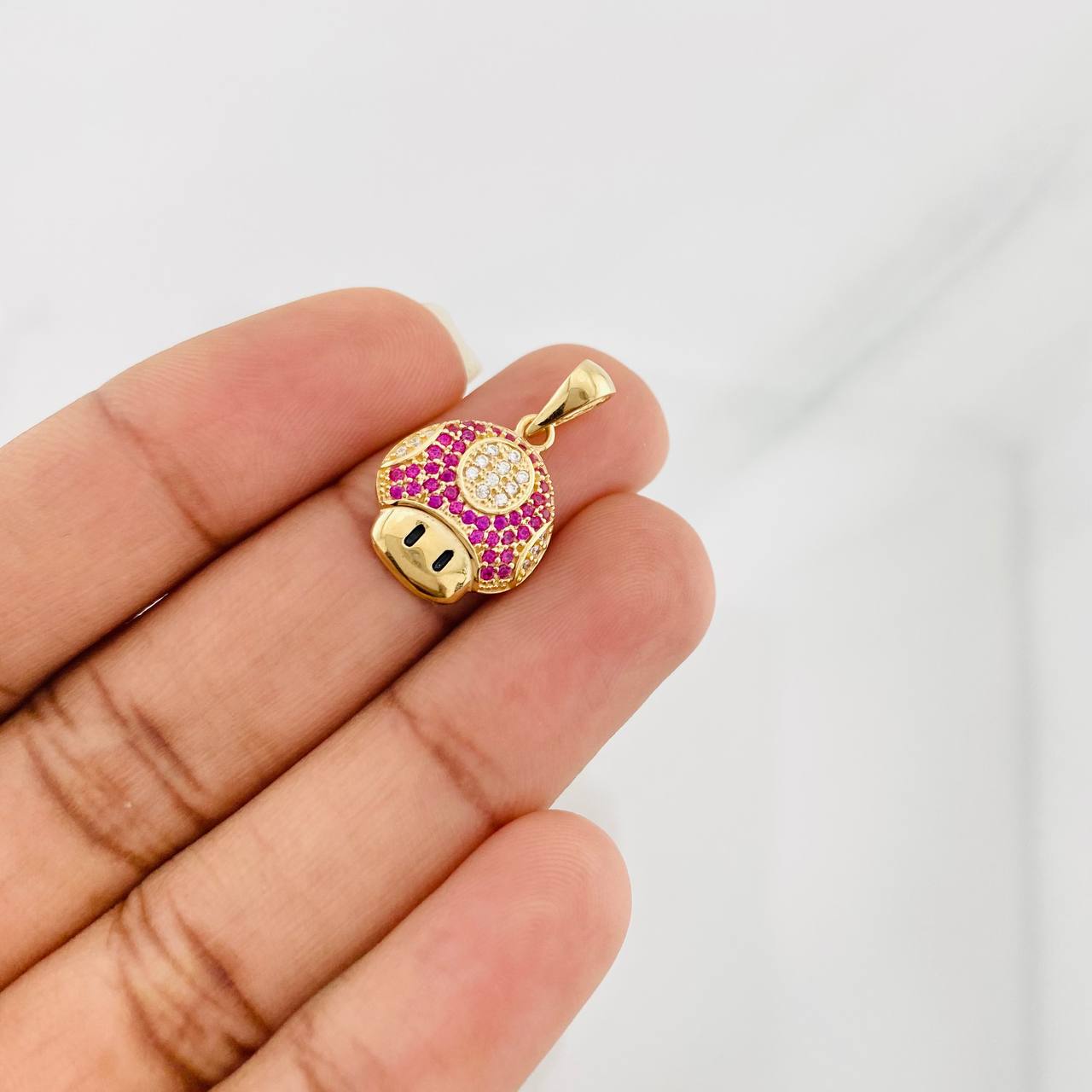 Dije Hongo Animado 2.25g / 2cm Oro Amarillo 18K