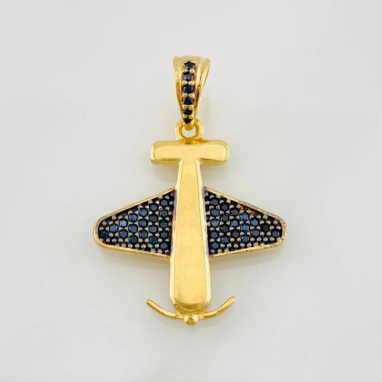 Dije Avion 2.7g / 2.8cm Dos Oros Negro Amarillo 18K