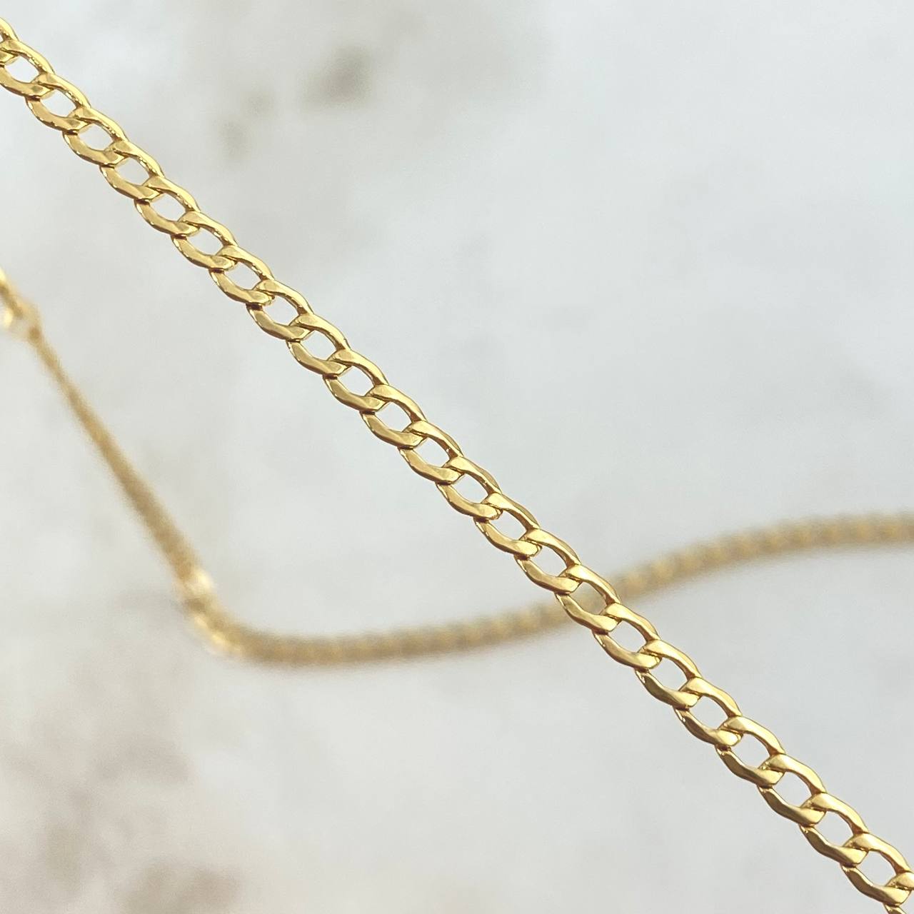 Cadena Cubana 3.25gr / 60cm / 2.5mm Oro Amarillo +0