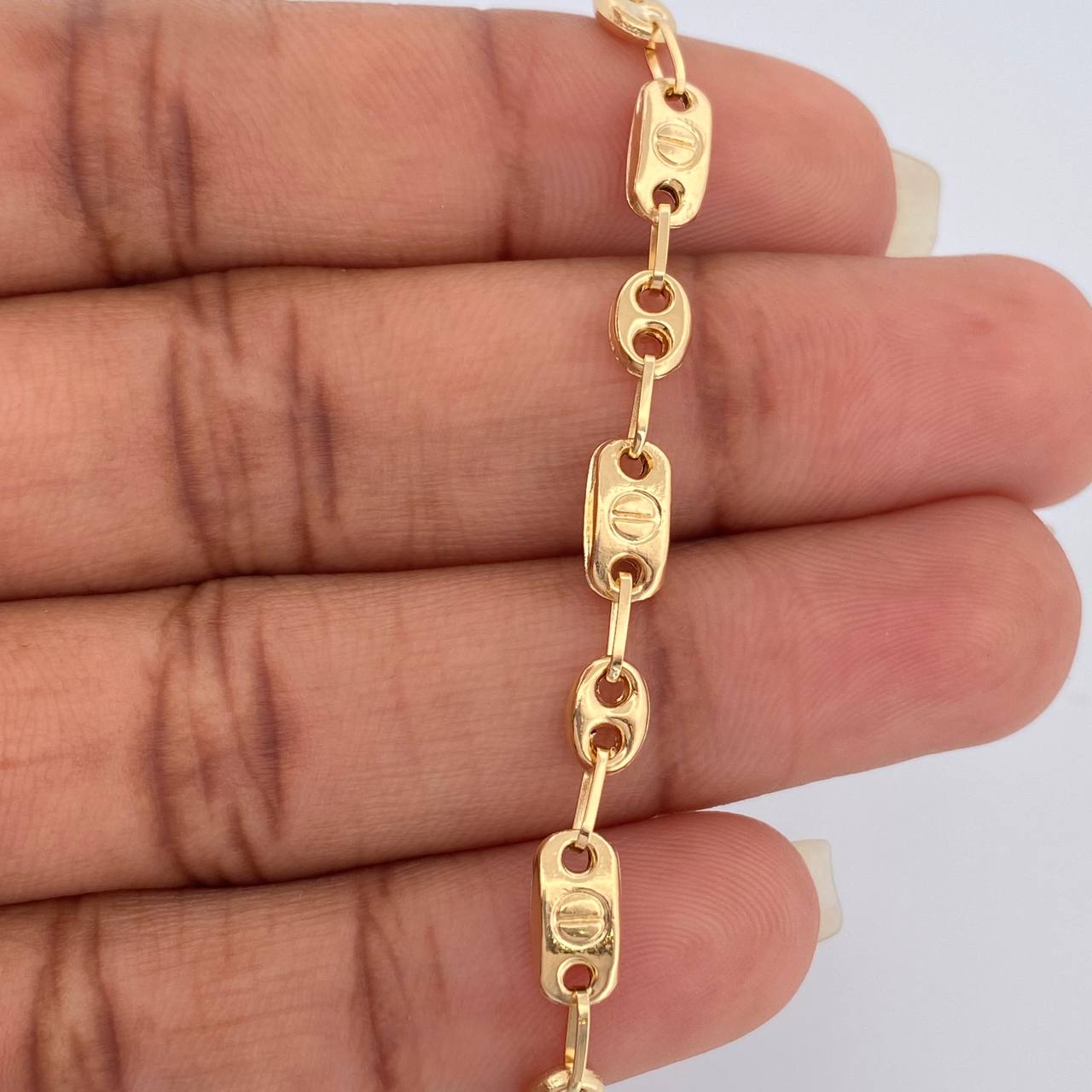 Pulso GC Tornillo 3.55gr / 20.5cm / 4mm Oro Amarillo 18K %