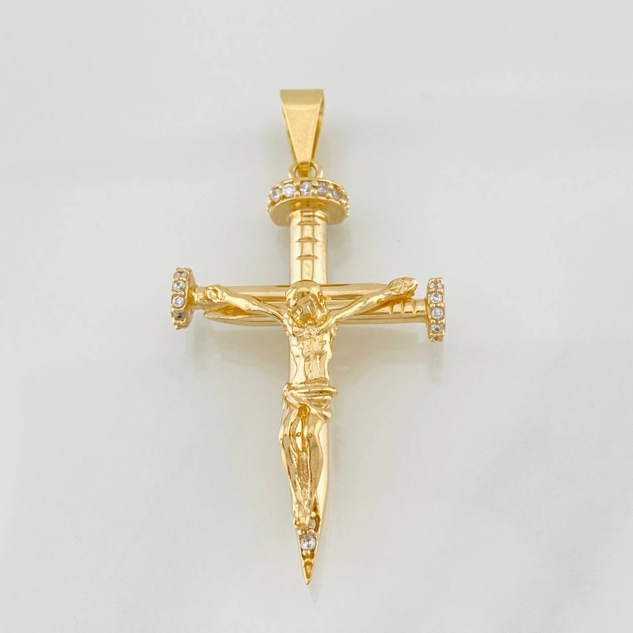 Dije Cruz Cristo 5.8g / 4.3cm Oro Amarillo 18K