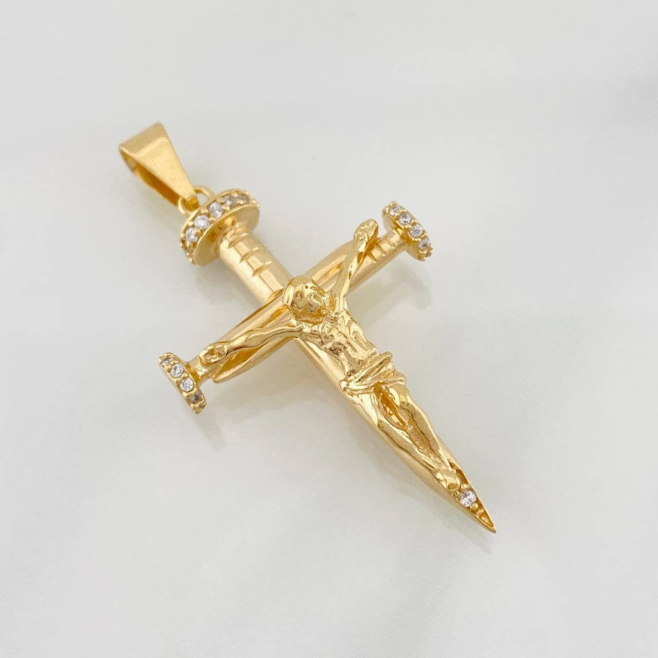 Dije Cruz Cristo 5.8g / 4.3cm Oro Amarillo 18K