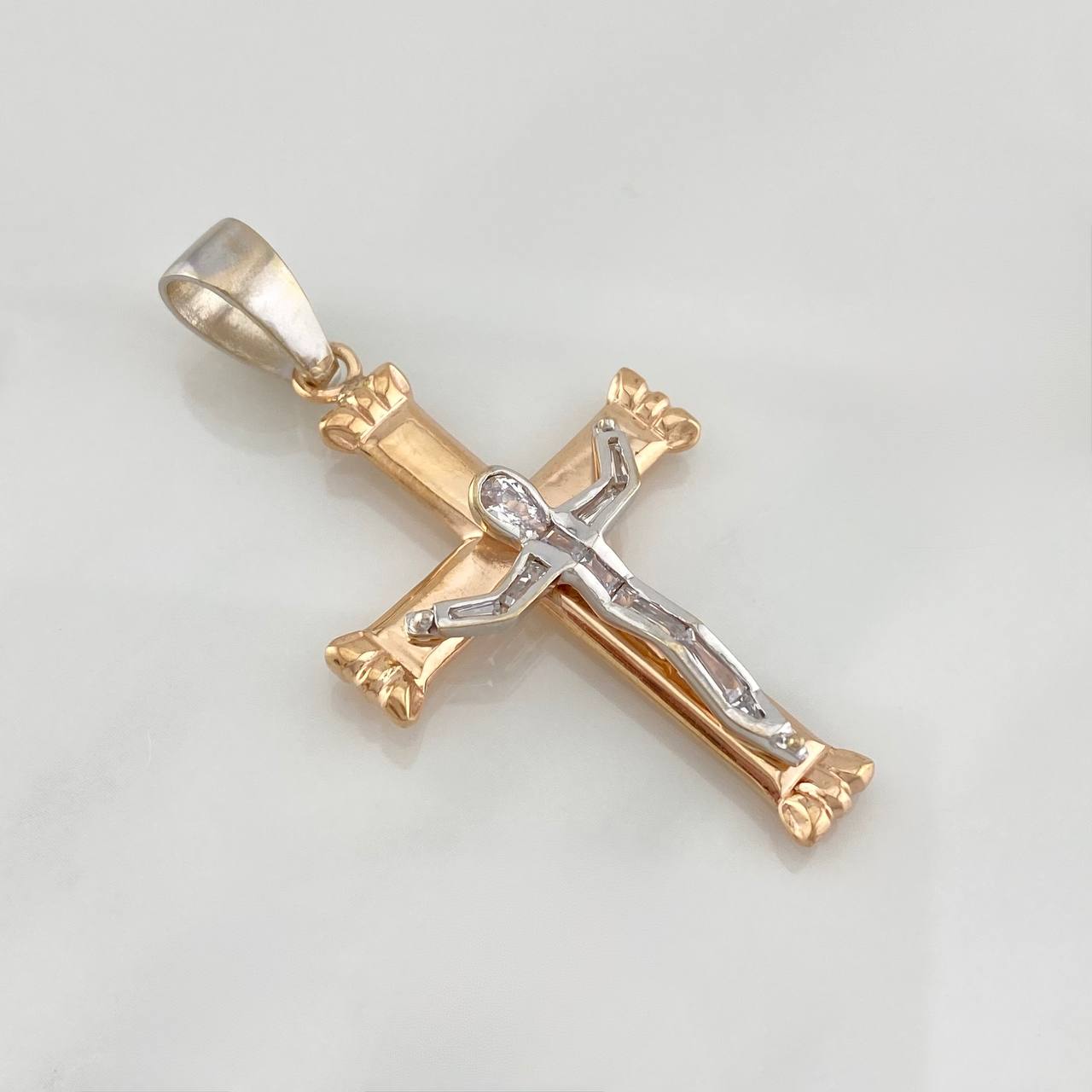 Dije Cruz Cristo 7.35g / 5.5cm Dos Oros Blanco Rosa 18K