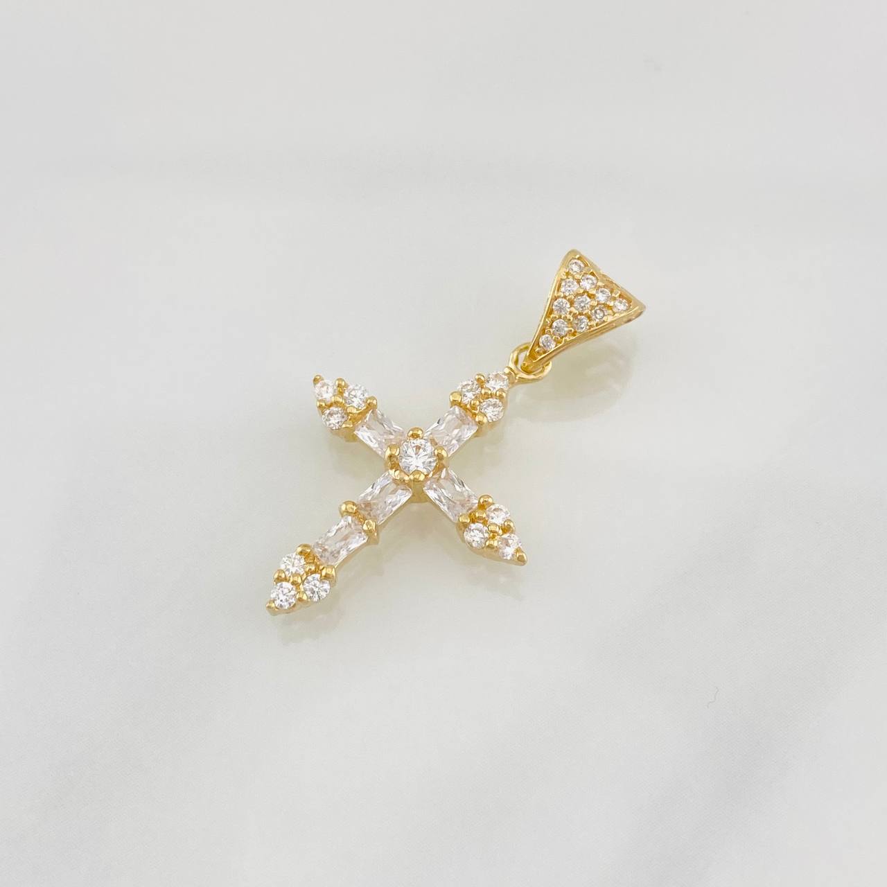 Dije Cruz 1.8g / 2.8cm Oro Amarillo 18K