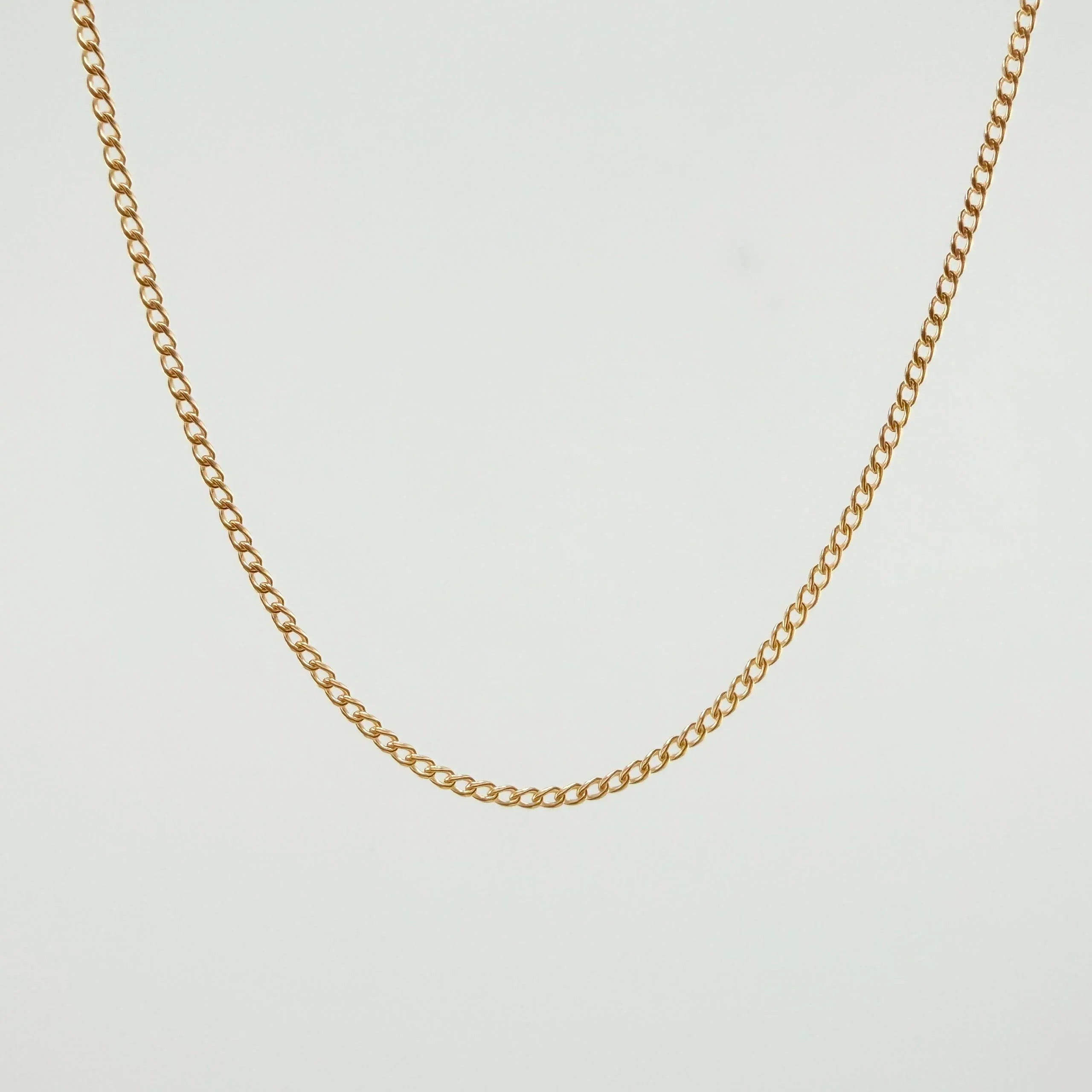 Cadena Mini Cubana 0.95 g / 45.05 cm / 0.9 mm Oro Amarillo 18K