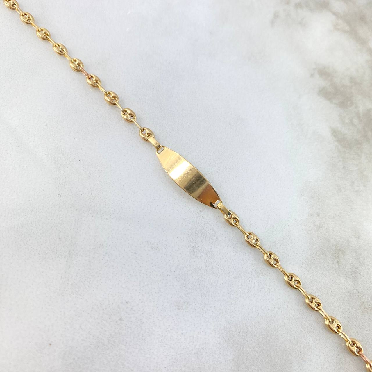 Pulso Bebé GC 1.45gr / 14cm / 3mm Placa Ovalada Oro Amarillo