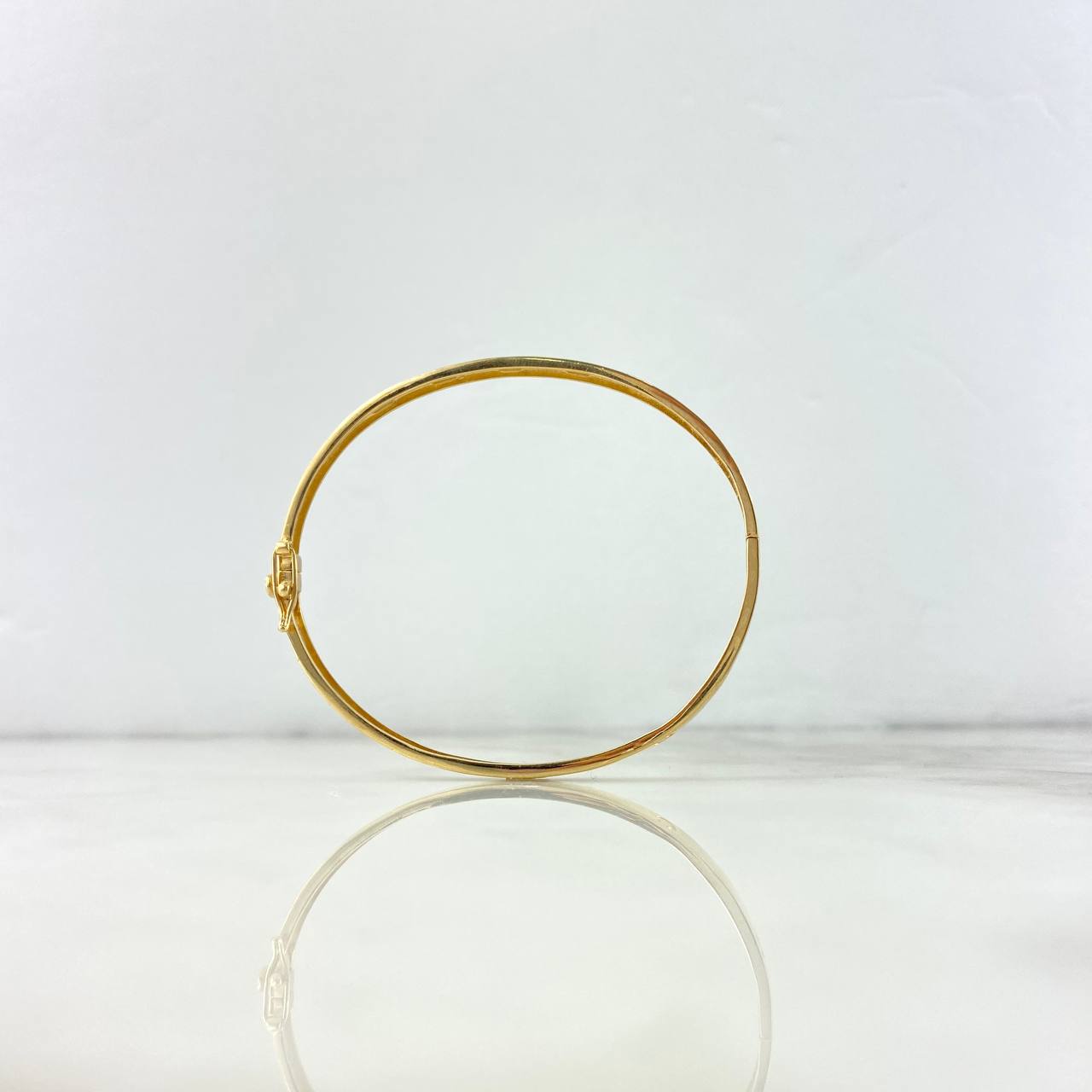 Pulso Aro Tornillo 13.65gr / 18cm / 4.8mm Oro Amarillo ©