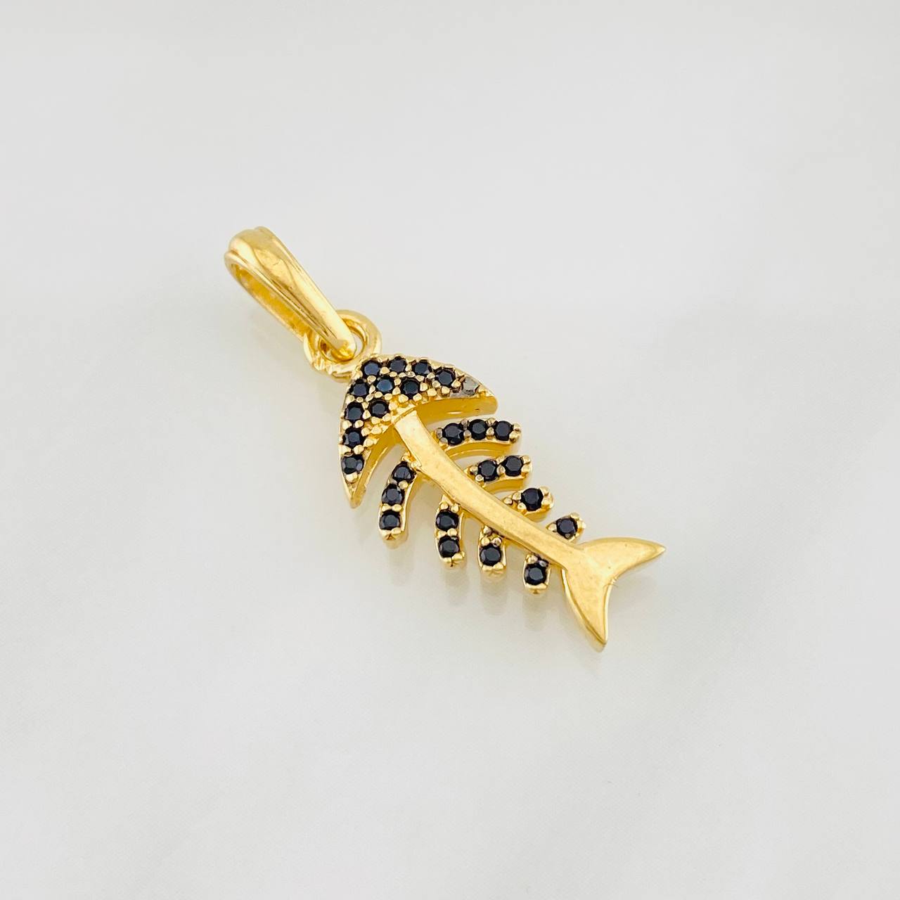 Dije Pez Espinas 1.85g / 2.3cm Oro Amarillo 18K